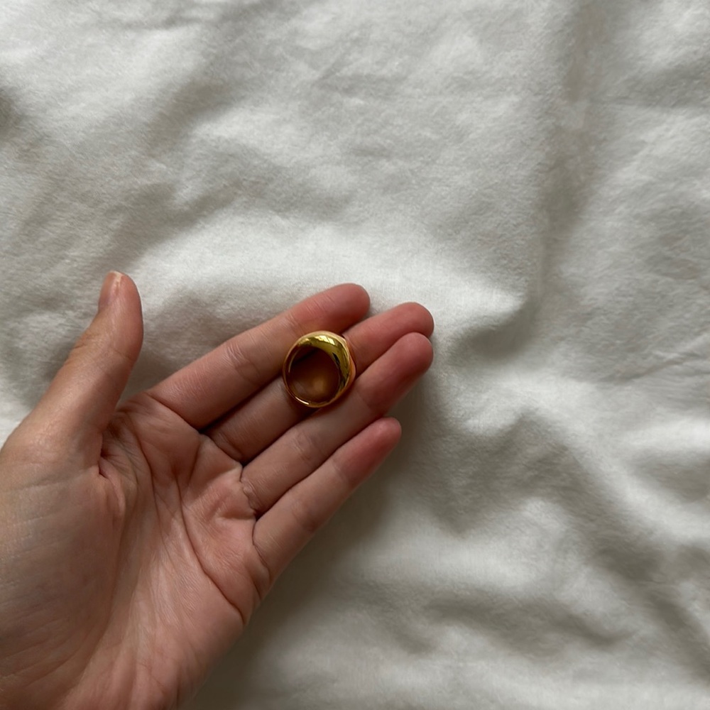Mejuri dome ring